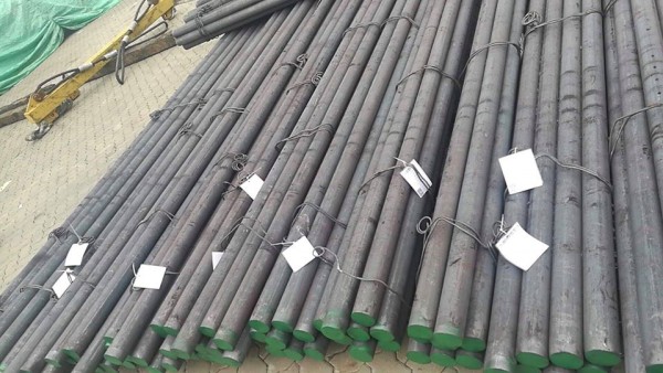 Vận chuyển hàng sắt thép công trình giá cạnh tranh cuối năm