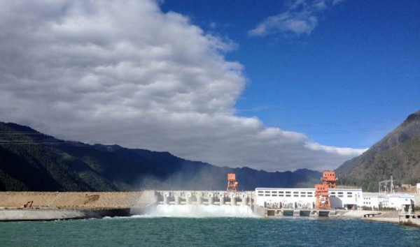 Vận hành nhà máy thủy điện bằng nước thải tiết kiệm chi phí