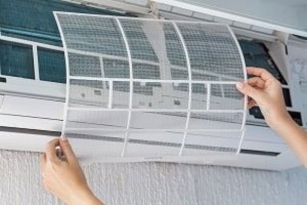 Vệ sinh máy lạnh Gree