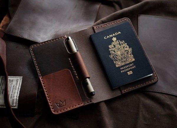 Ví Passport da thể hiện đẳng cấp doanh nhân