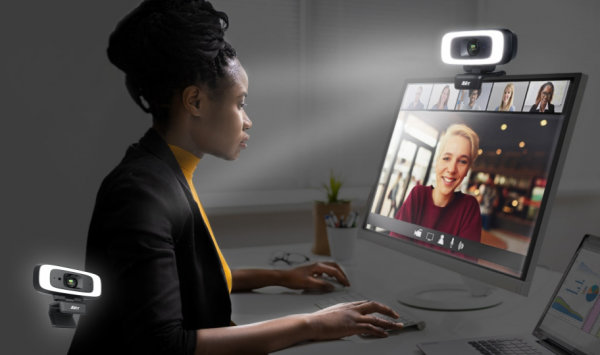 Webcam họp trực tuyến cho phòng dưới 10 người