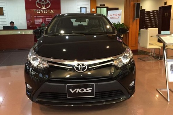 Website bán hàng - tin xe Toyota Vios