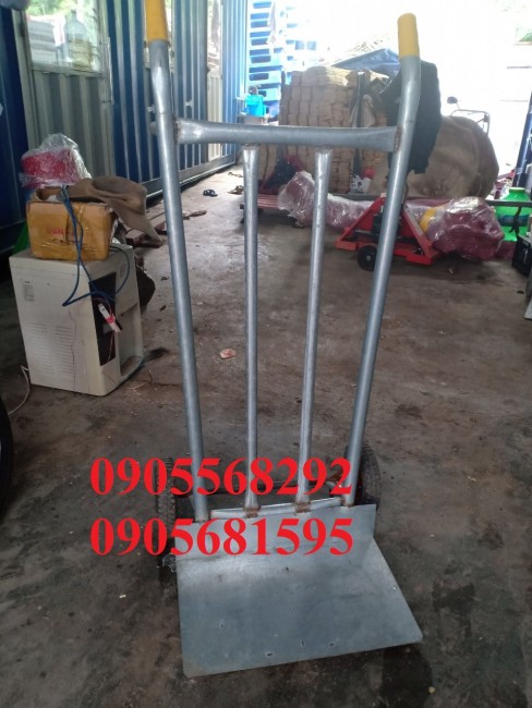xe đẩy hàng, xe nâng tay các loại chính hãng giá siêu rẻ 0905681595