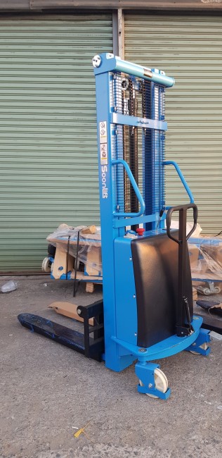 XE NÂNG BÁN TỰ ĐỘNG 1.5 TẤN 2.5M EOSLIFT S1525