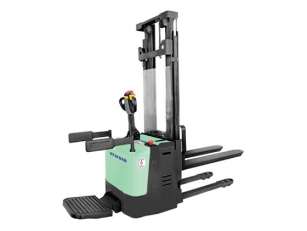 Xe nâng điện đứng lái SR1500-30 OPK 