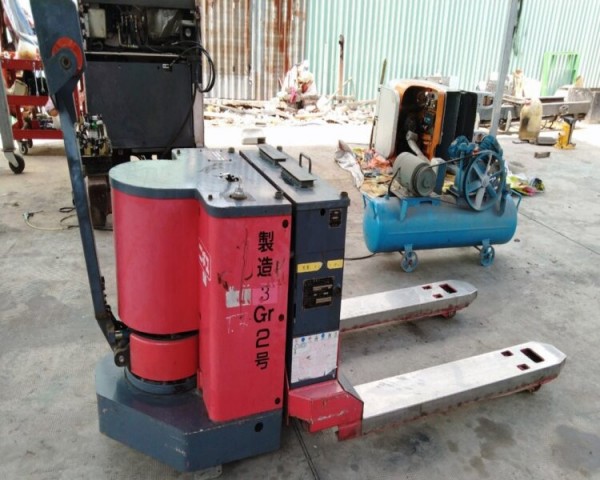 Xe Nâng Điện Kéo Tay Chuyên Dụng Cho Kho Lạnh