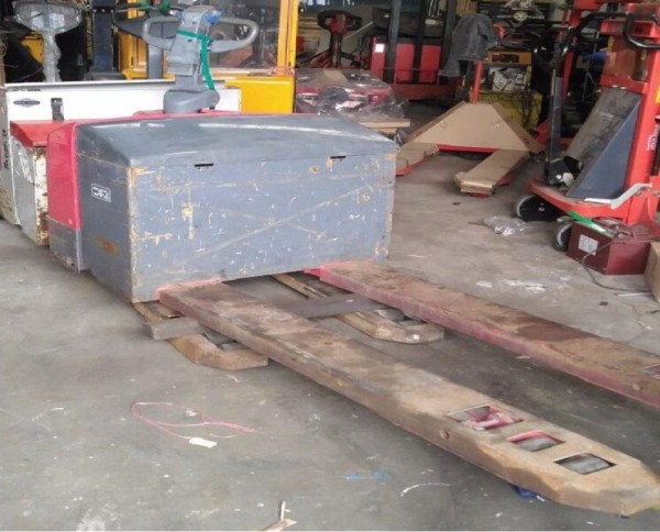 Xe Nâng Điện Thấp Càng Siêu Dài 1m6 Gía Rẻ