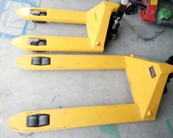 Xe Nâng Tay Dành Cho Pallet Cỡ Nhỏ Càng 950mm
