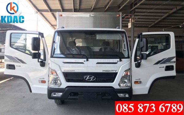 Xe tải Hyundai Mighty EX8 7 tấn thùng kín
